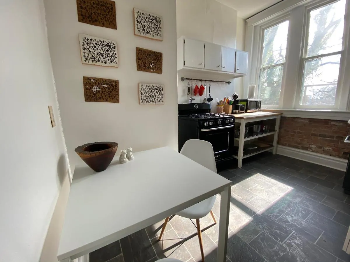 Stellar Suites Louisville Daire