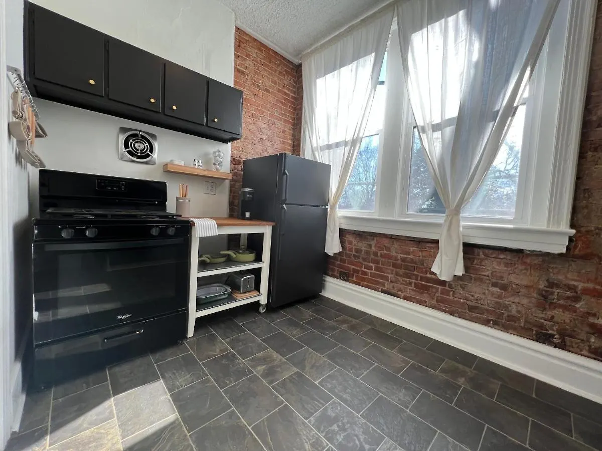 Daire Stellar Suites Louisville